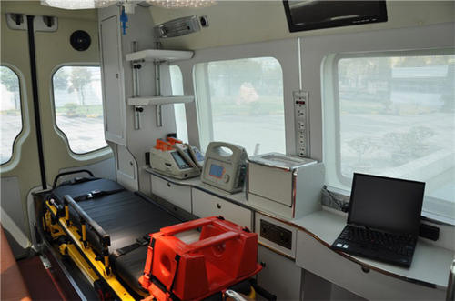 绥化救护车内部